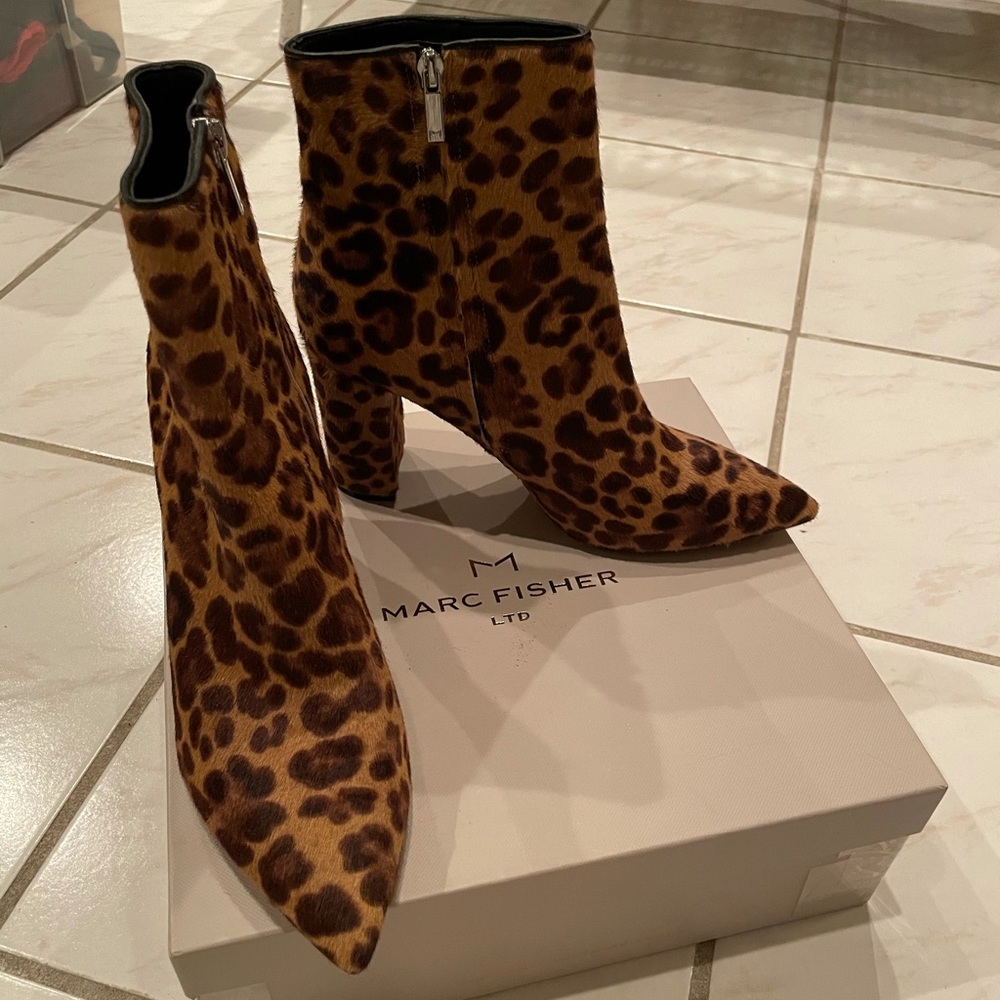 Marc Fisher Ulanily Pointed Toe Booties, Size: 10